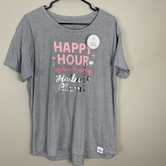 Hallmark Channel NWT Grey Short Sleeve Holiday T-Shirt Size M Happy Hour - Picture 2 of 6
